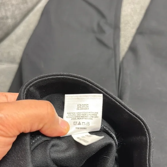 Express Women's Black Ankle Pants - Picture 6 of 8